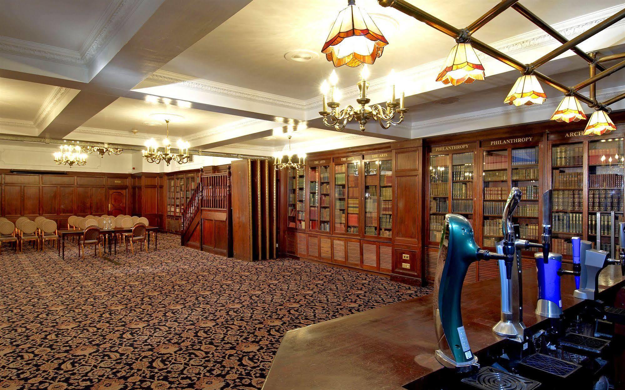 The Imperial Crown Hotel Halifax Interior foto